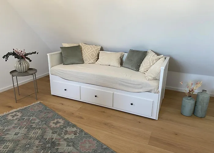 Gemuetliche, Moderne Hedi